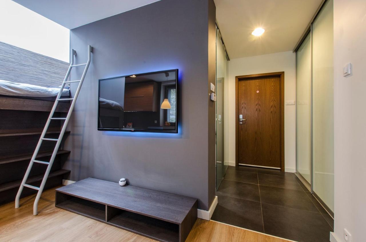 Lupoapartments Kosynierow Klimatyzacja Dostep Na Kod Лодзь Экстерьер фото