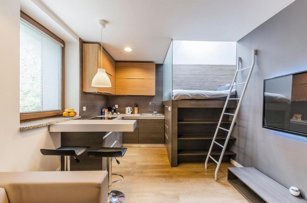 Lupoapartments Kosynierow Klimatyzacja Dostep Na Kod Лодзь Экстерьер фото