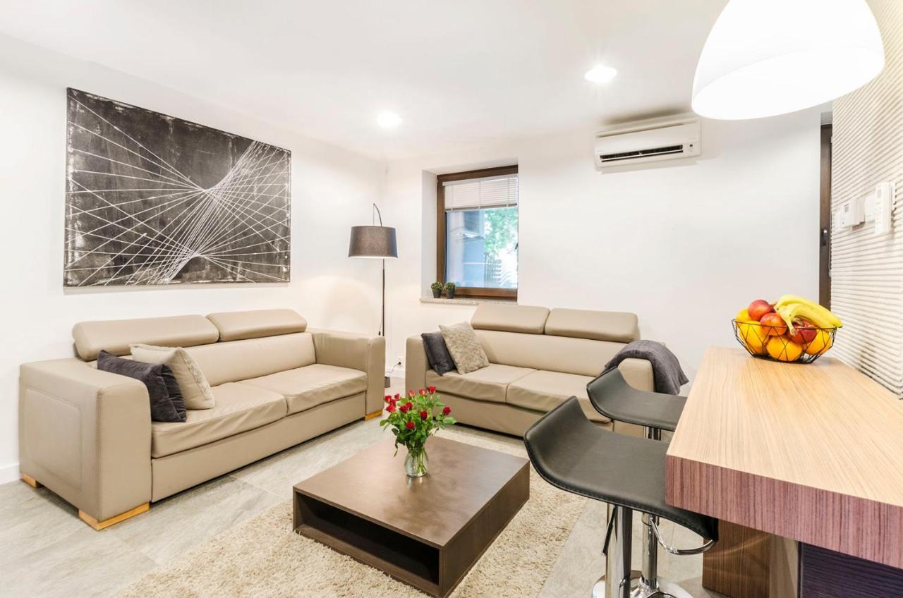 Lupoapartments Kosynierow Klimatyzacja Dostep Na Kod Лодзь Экстерьер фото