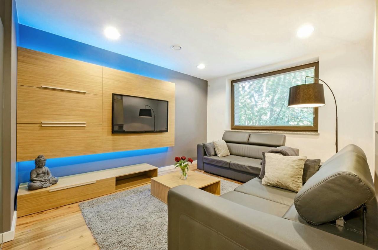 Lupoapartments Kosynierow Klimatyzacja Dostep Na Kod Лодзь Экстерьер фото