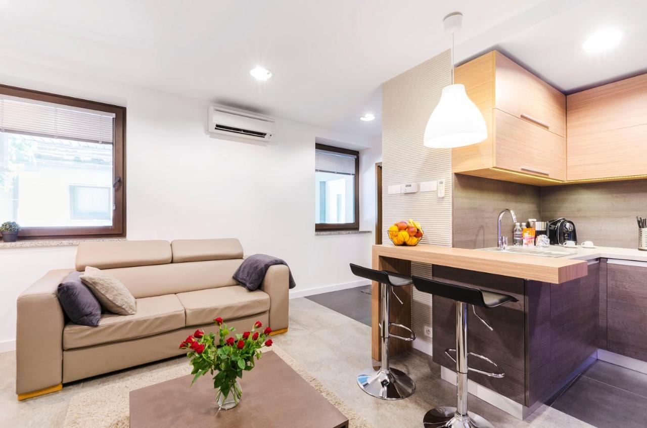 Lupoapartments Kosynierow Klimatyzacja Dostep Na Kod Лодзь Экстерьер фото